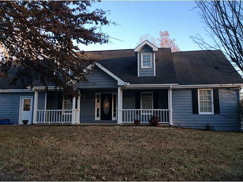 913 Century Oak Dr unit 2, Winder, GA 30680 - photo 1