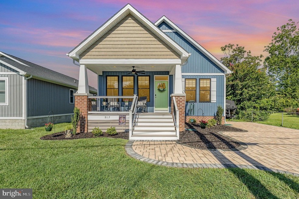 917 Bancroft Ave, Colonial Beach, VA 22443 - photo 1