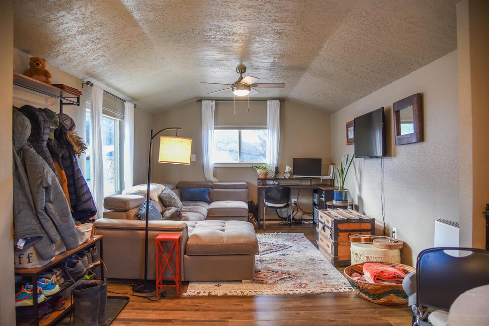 2305 New Mexico 522 unit B, Questa, NM 87556 - photo 1