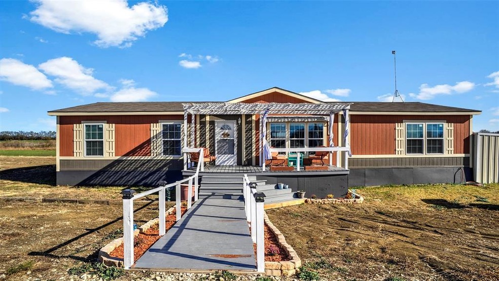 140 Enterprise Rd, Pottsboro, TX 75076 - photo 1