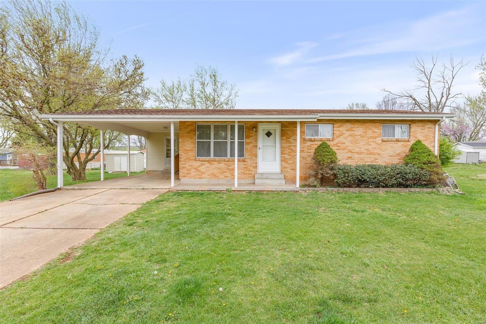 943 Judy Dr, Farmington, MO 63640 - photo 1