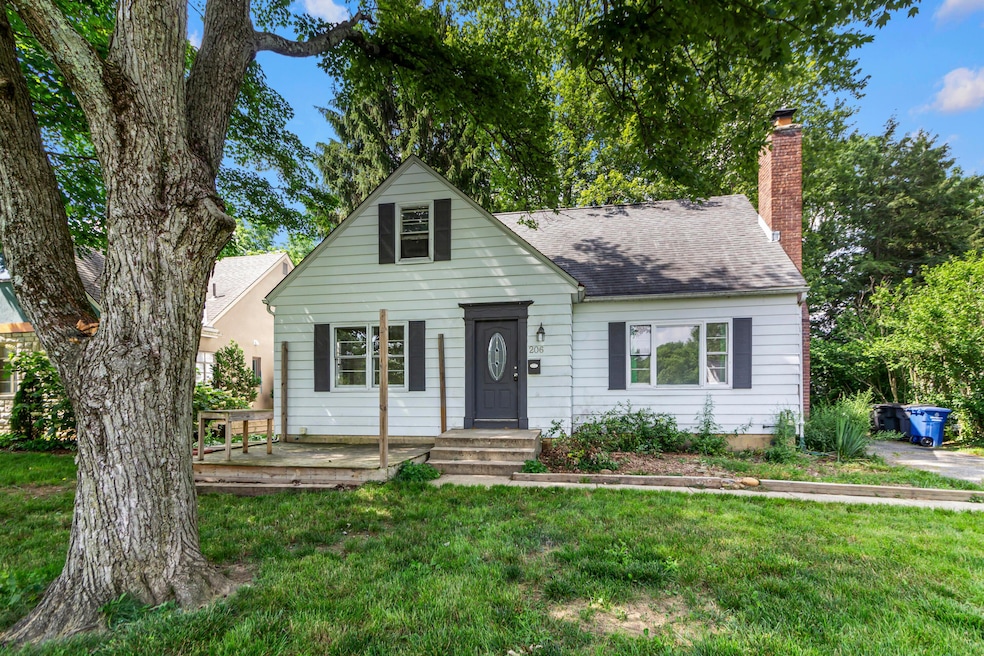 206 Lintner St (1)