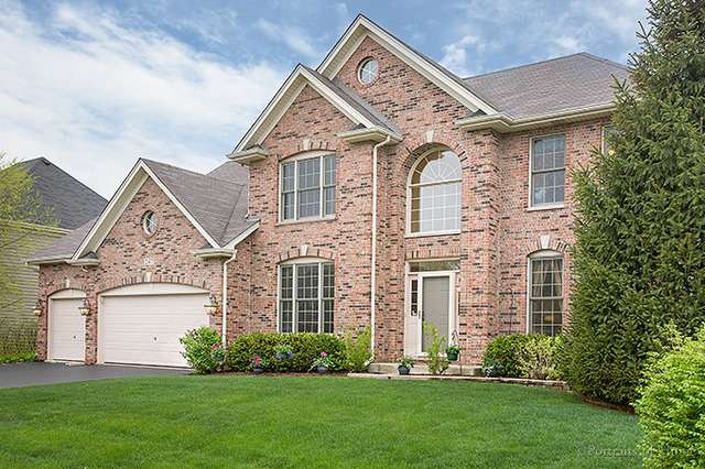 247 Violet Ln, Batavia, IL 60510 - photo 1