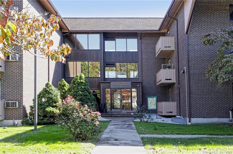 40 California St unit B19, Stratford, CT 06615 - photo 1