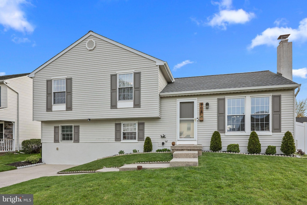 408 Justice Ln, Morrisville, PA 19067 - photo 1