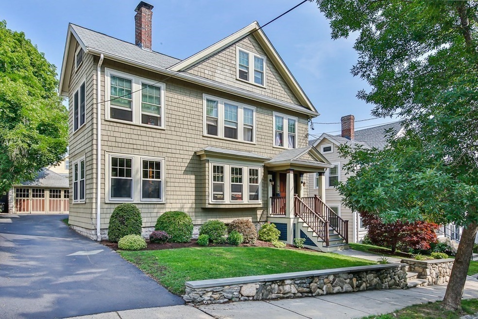 43 Menotomy Rd unit 1, Arlington, MA 02476 - photo 1