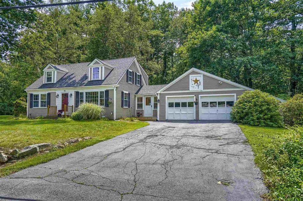 41 Piscassic Rd, Newfields, NH 03856 - photo 1