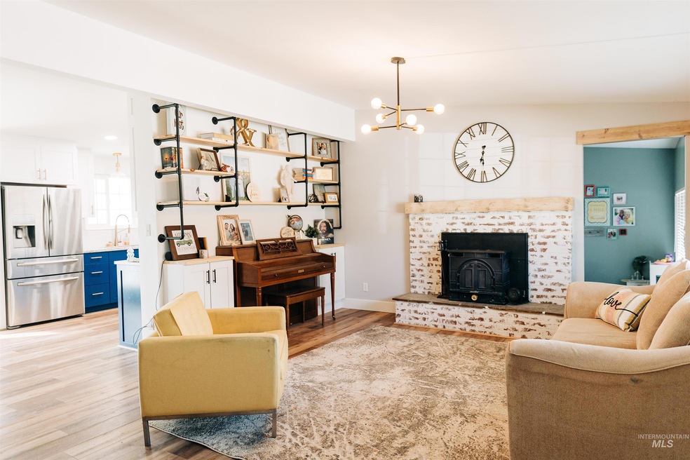 2658 Brentwood Ave, Burley, ID 83318 - photo 1