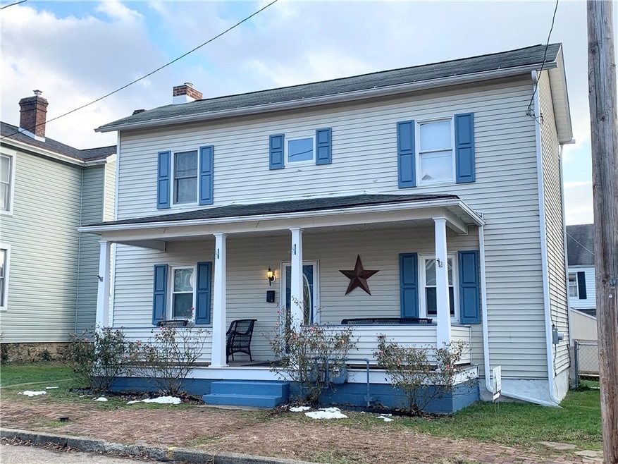 521 Spring St, Latrobe, PA 15650 - photo 1