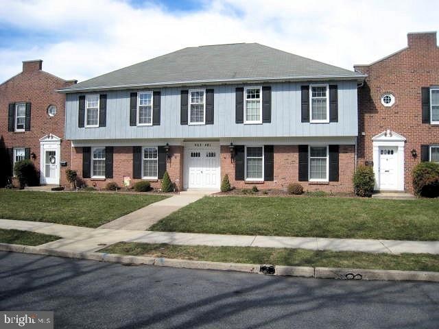 471 W Caracas Ave, Hershey, PA 17033 - photo 1