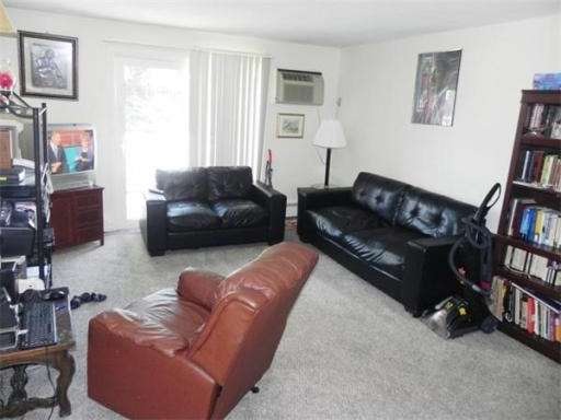 90 Beacon St unit 9, Lawrence, MA 01843 - photo 1