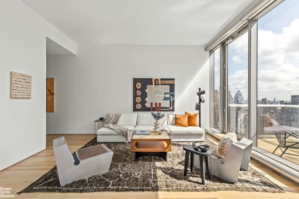 Sold $4,400,000 • Co-Listing Agent