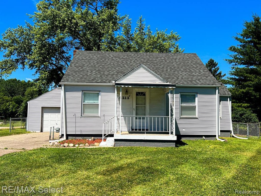 5312 van Slyke Rd, Flint, MI 48507 - photo 1