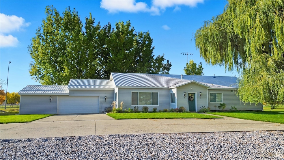 360 E 11600 N, Lewiston, UT 84320 - photo 1