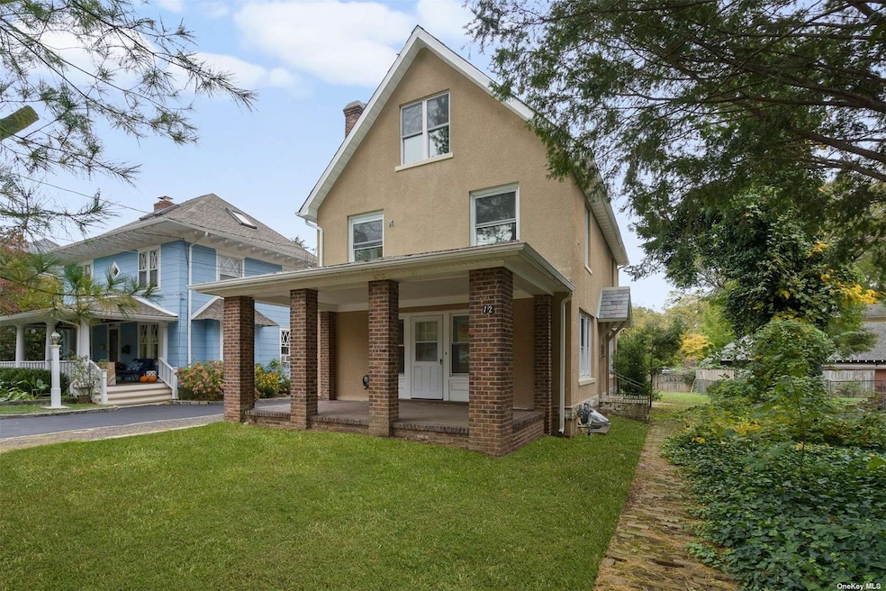 12 Red Spring Ln, Glen Cove, NY 11542 - photo 1