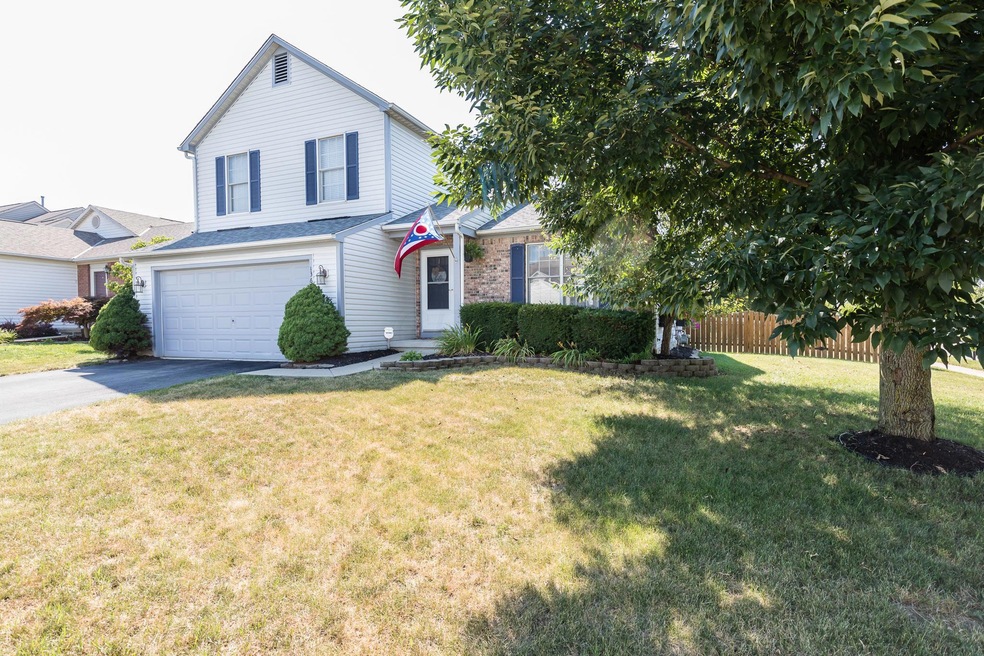 1361 Laforge St-03