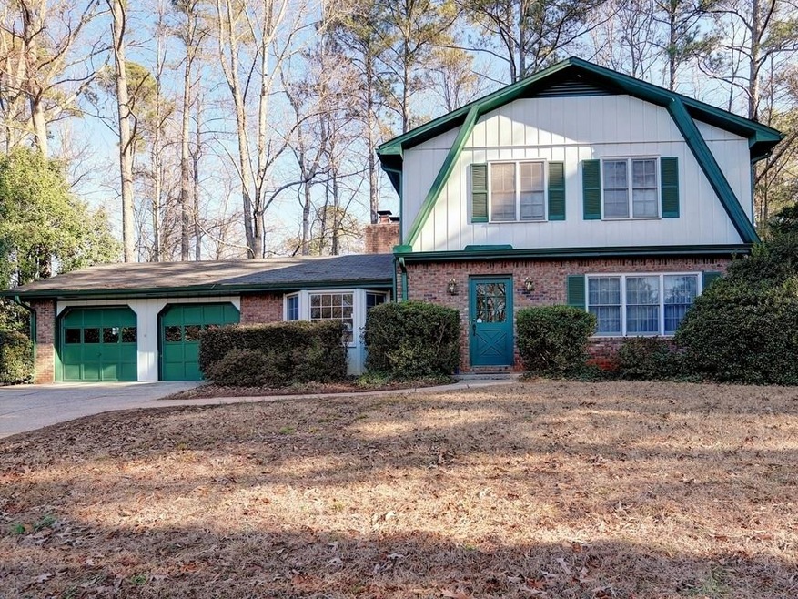 Charming traditional home, a half mile from the fa