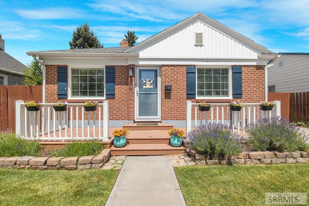 Sold • Co-Listing Agent