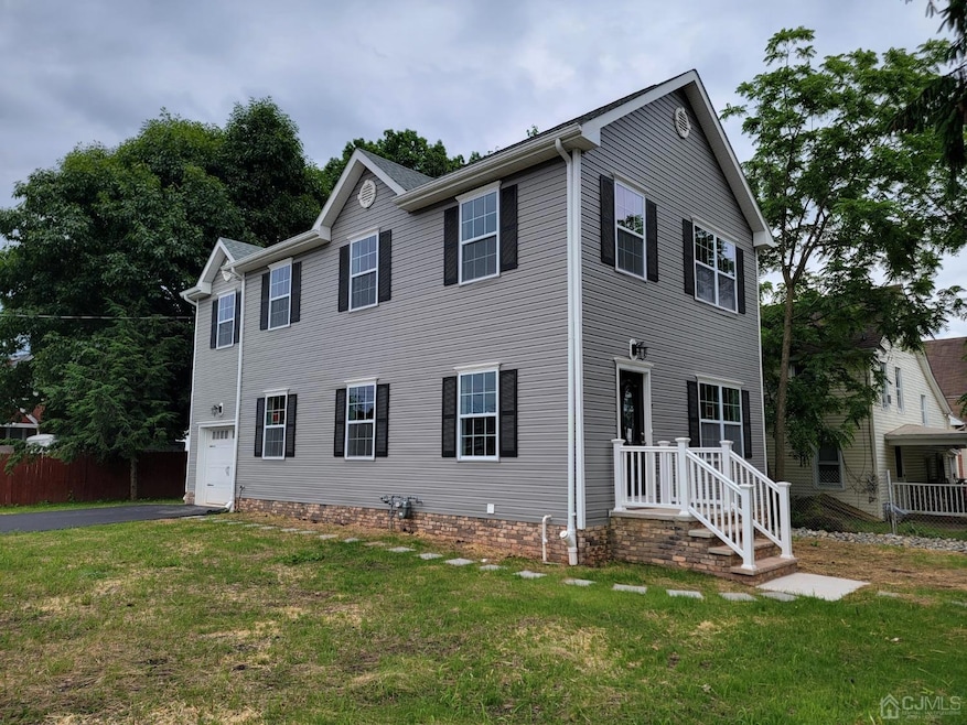 Sold $615,000