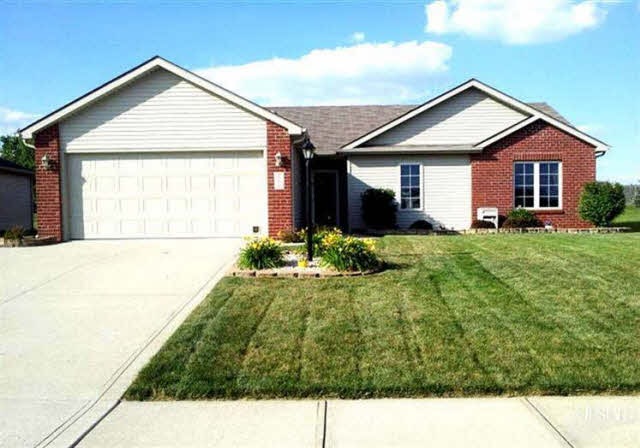 7534 Maeve Dr, Fort Wayne, IN 46835 - photo 1