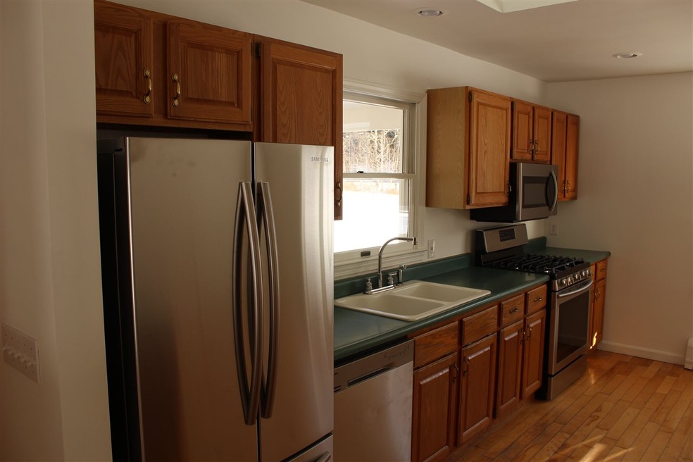 2597 Stage Rd, Pomfret, VT 05067 - photo 1