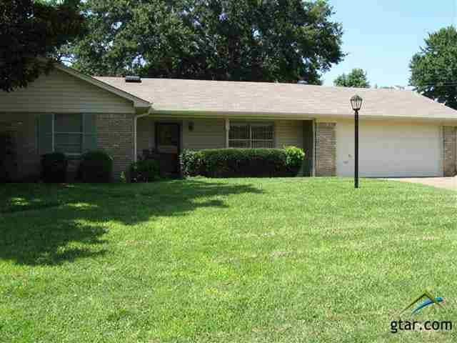 612 612 Pam Dr, Tyler, TX 75703 - photo 1