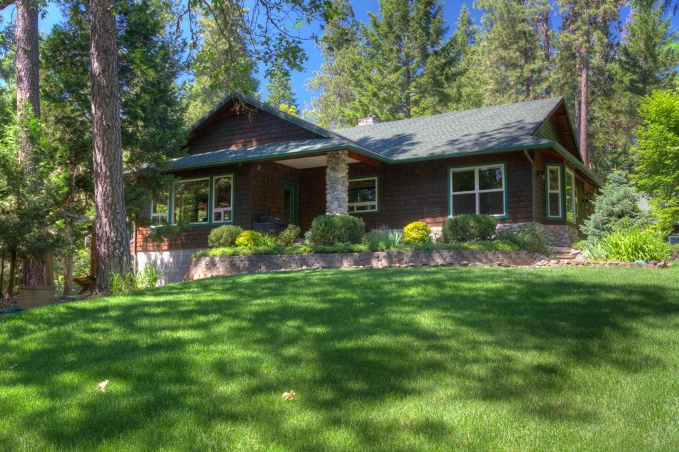 195 Stewart Rd, Grants Pass, OR 97526 - photo 1