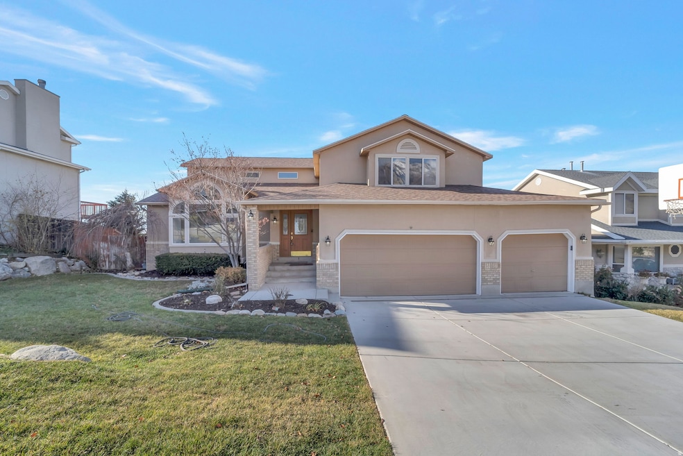 6958 Hollow Mill Dr, Salt Lake City, UT 84121 - photo 1