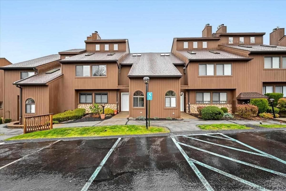 707 Scenic Ln, Poughkeepsie, NY 12603 - photo 1