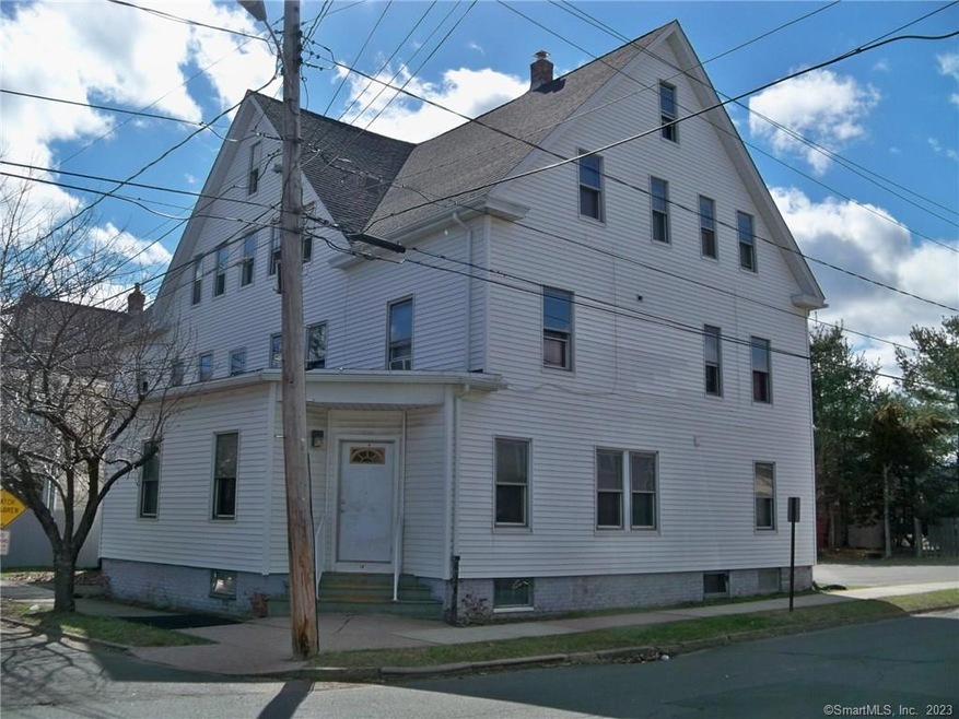 104 Meadow St unit 1NR, Wallingford, CT 06492 - photo 1