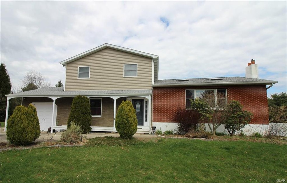 86 Leslie Ln, Jim Thorpe, PA 18229 - photo 1