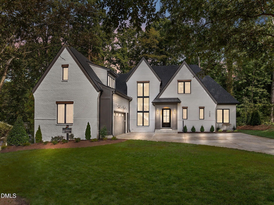 708 Catawba St, Raleigh, NC 27609 - photo 1