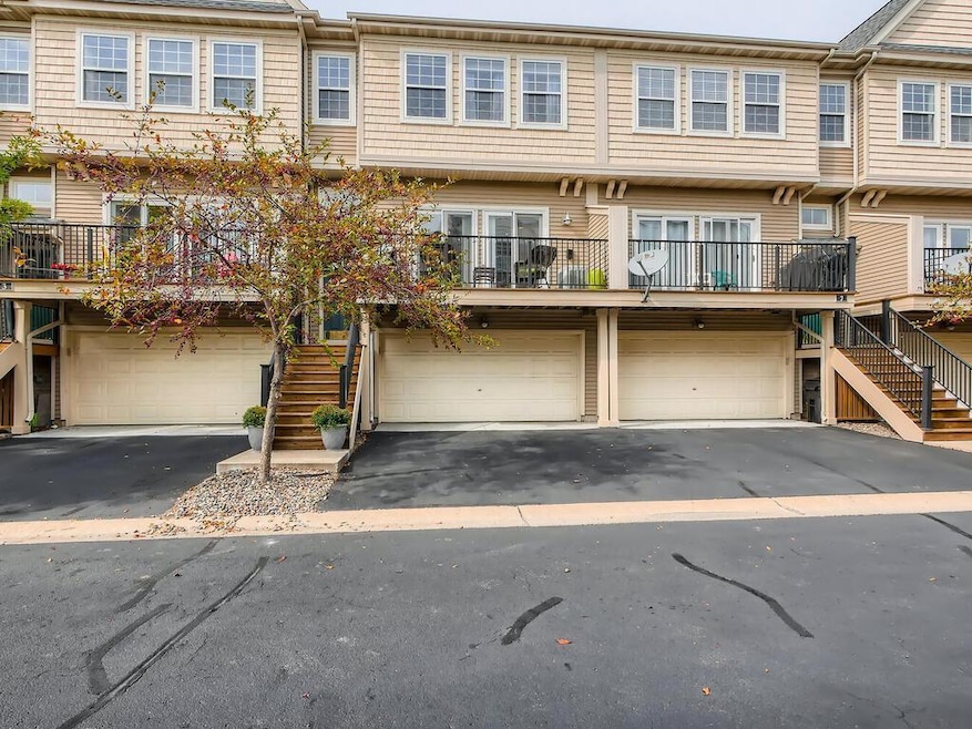 4352 Victor Path 5 Hugo MN-001-001-Exterior Front-