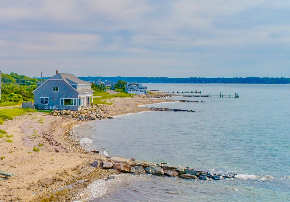 283 E Chop Dr, Oak Bluffs, MA 02557 - photo 1