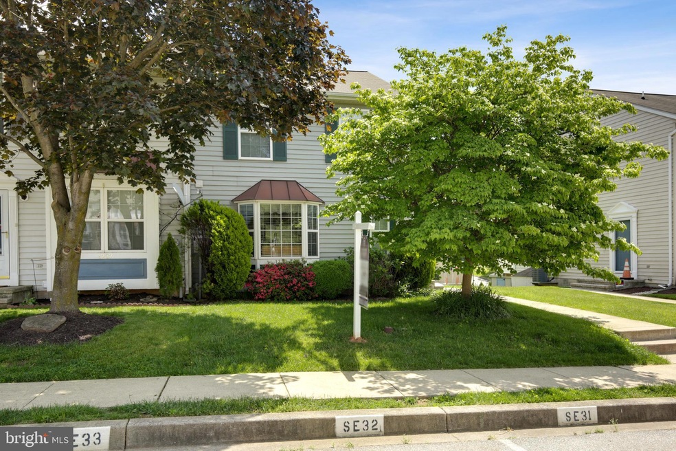 1235 Seron Ct, Sykesville, MD 21784 - photo 1