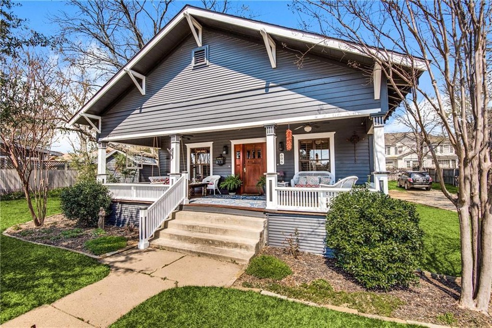 YOU WILL LOVE PORCH SITTING WITH FRIENDS AND NEIGH