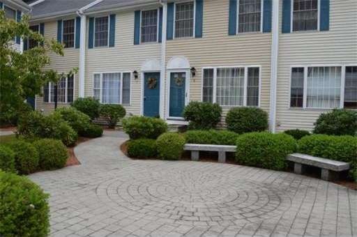 322 Nashua St unit 7, Milford, NH 03055 - photo 1