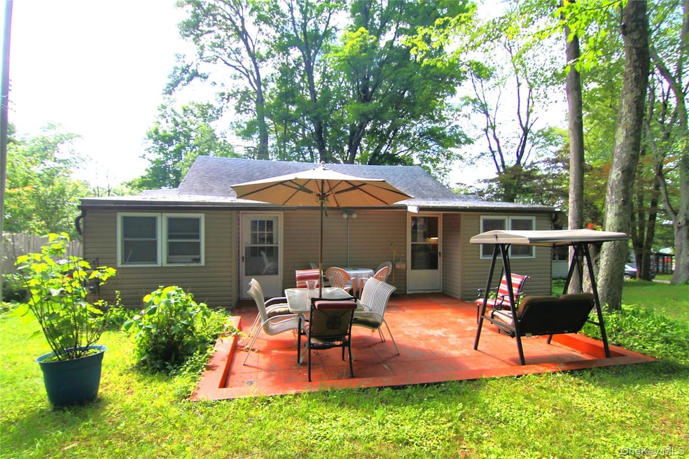 3155 Lexington Ave unit 18AB, Mohegan Lake, NY 10547 - photo 1