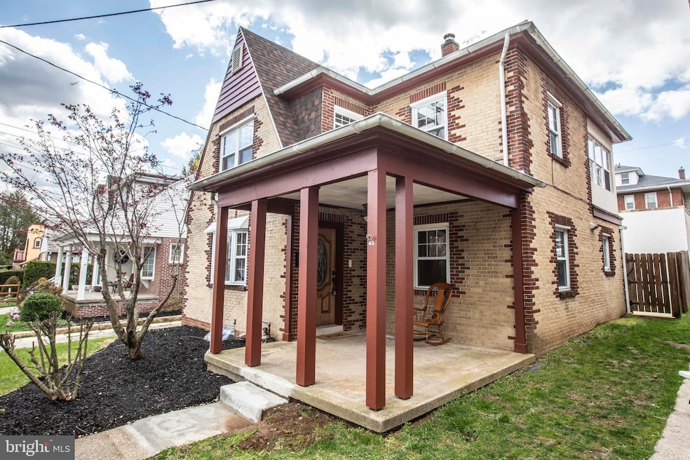 2534 Cumberland Ave, Reading, PA 19606 - photo 1