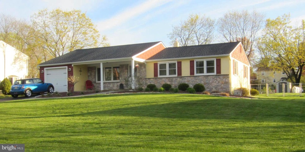 98 Macfarland Ave, Warminster, PA 18974 - photo 1