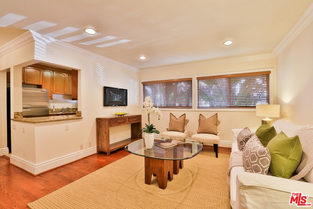 14934 Dickens St unit 2, Sherman Oaks, CA 91403 - photo 1