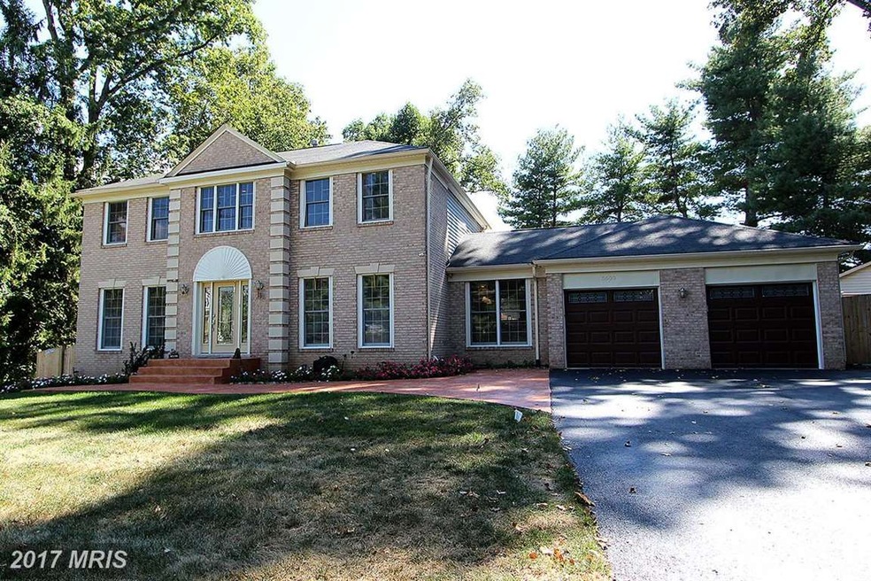 5600 Edson Ln, Rockville, MD 20852 - photo 1