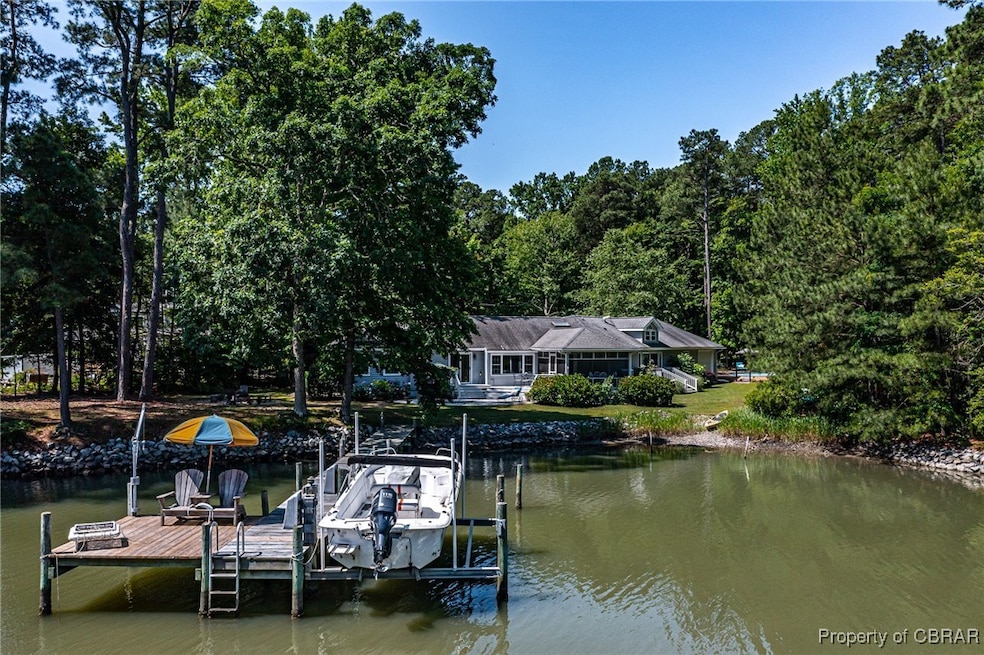 Sold $975,000