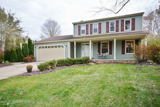 808 Viking Dr, Batavia, IL 60510 - photo 1