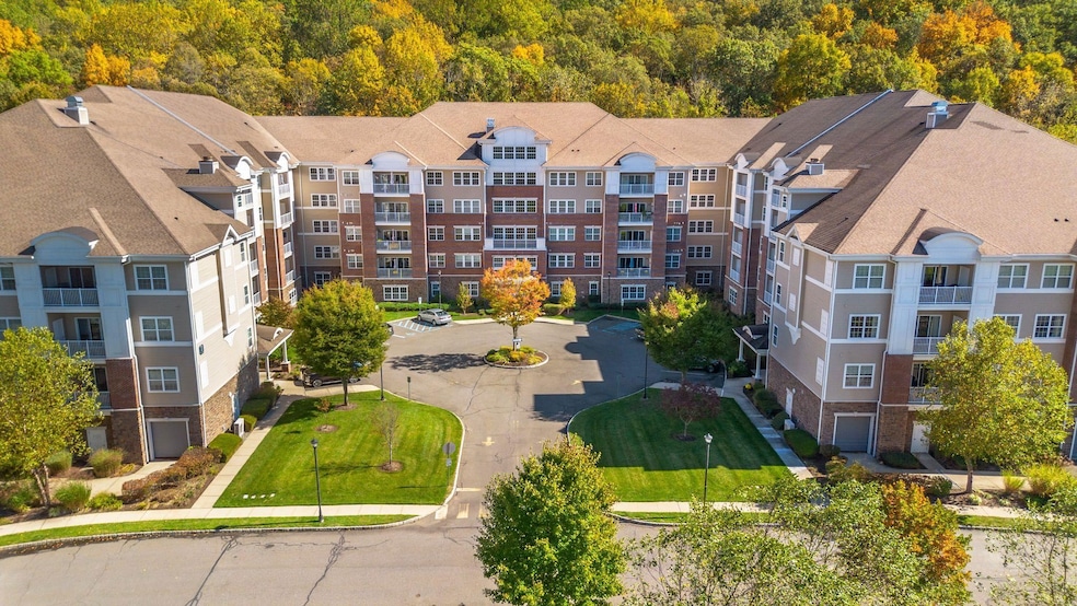 1407 Warrens Way, Wanaque, NJ 07465 - photo 1