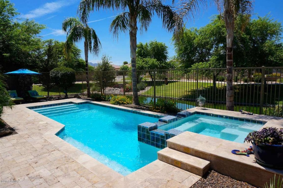 Tropical Resort Style Backyard Space