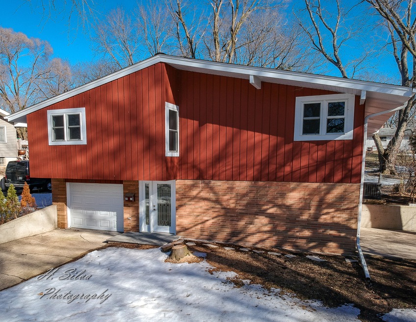 421 James Ct, Algonquin, IL 60102 - photo 1