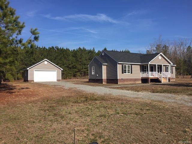 Fabulous 3 bedroom, 2 bath new construction in Kin