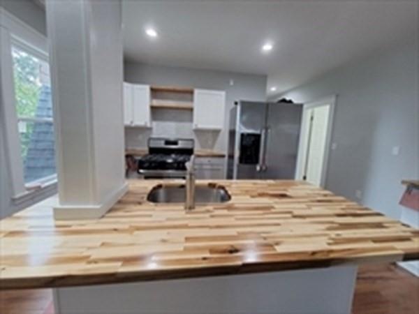 15 Forestdale Rd unit 2, Worcester, MA 01605 - photo 1