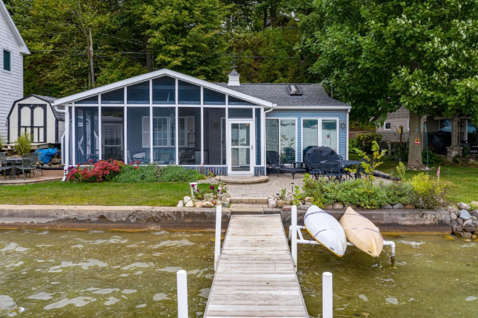 63286 Birch Rd Vandalia MI-large-001-007